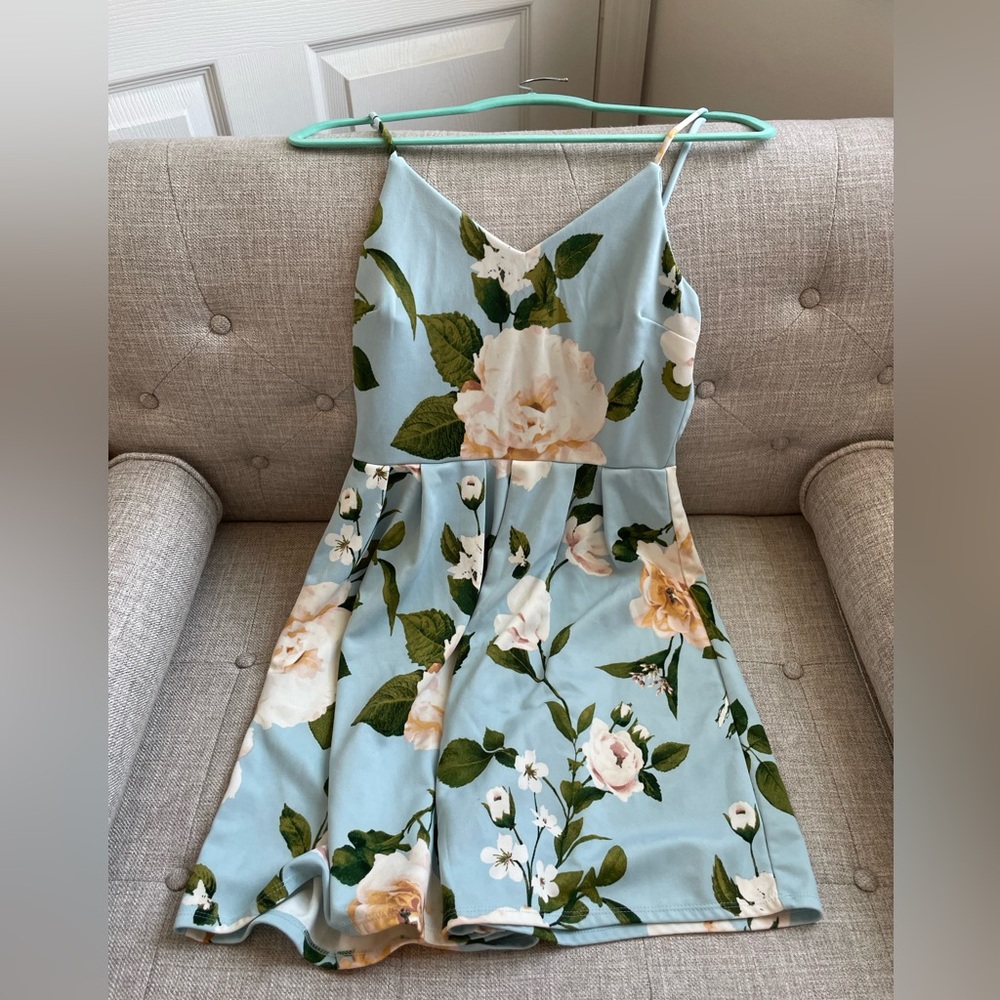 Women dress